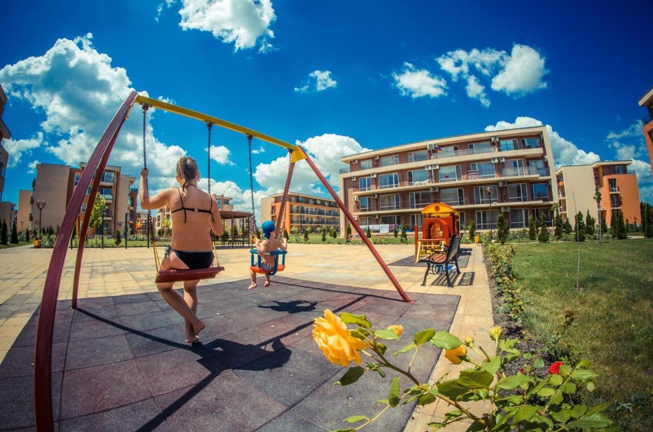 Holiday Fort Golf Club - Premium Apartments Sunny Beach Exterior photo