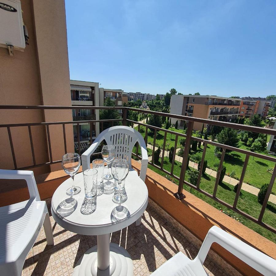 Holiday Fort Golf Club - Premium Apartments Sunny Beach Exterior photo